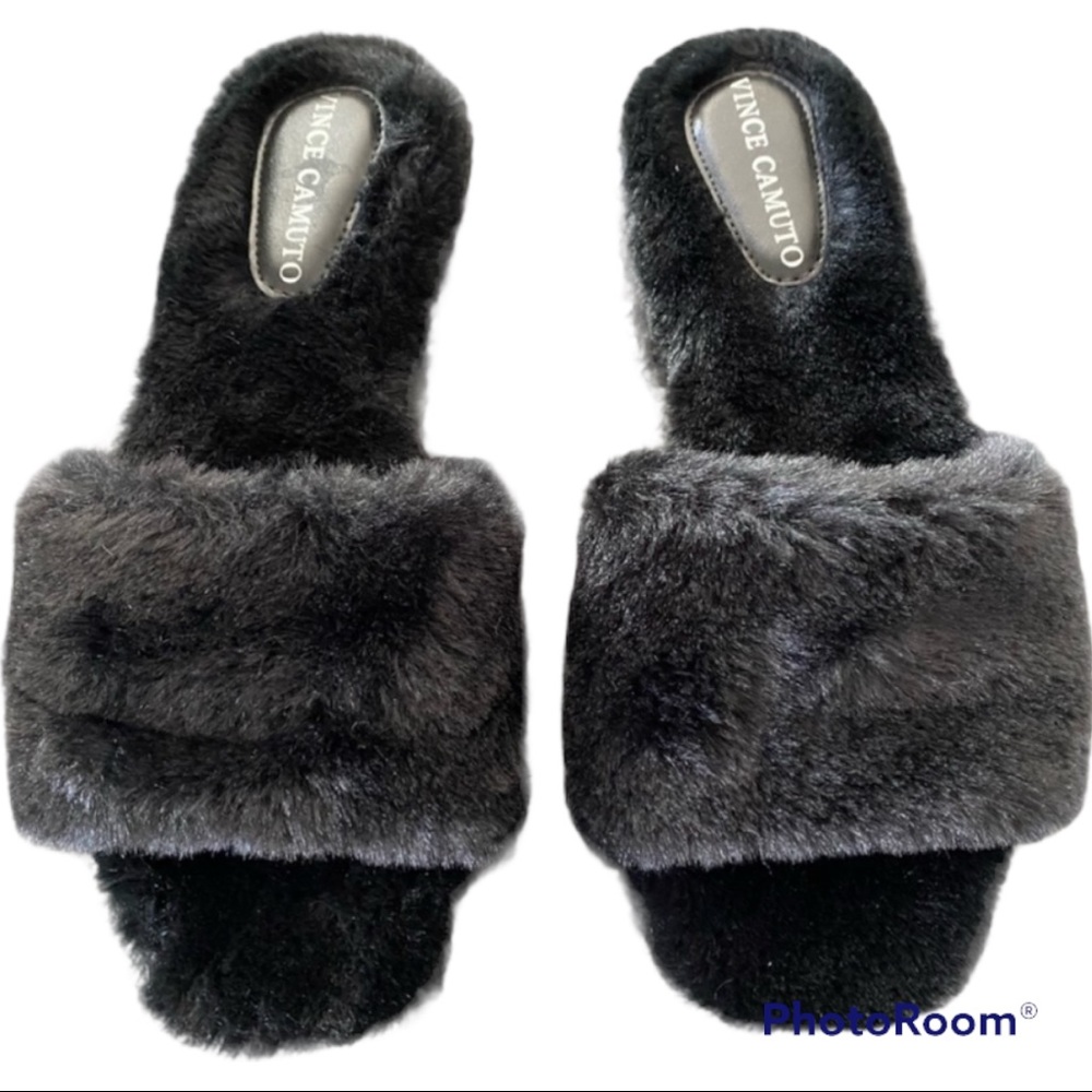 NEW! Vince Camuto Slippers Fluffy Faux Fur Made in Brazilian Black Size 7.5